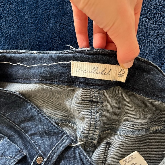 Unpublished Denim Jeans - Picture 6 of 8
